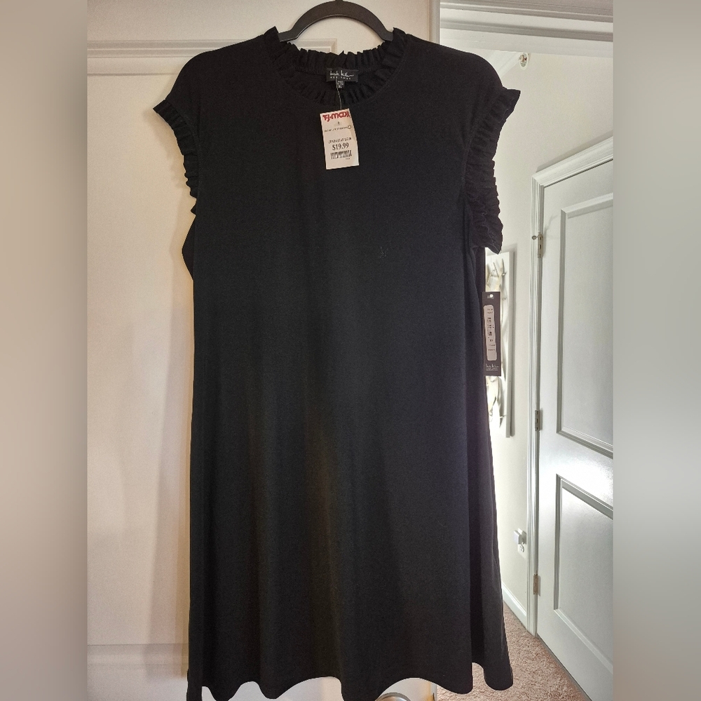 Nicole Miller Black Ruffle Sleeve Top